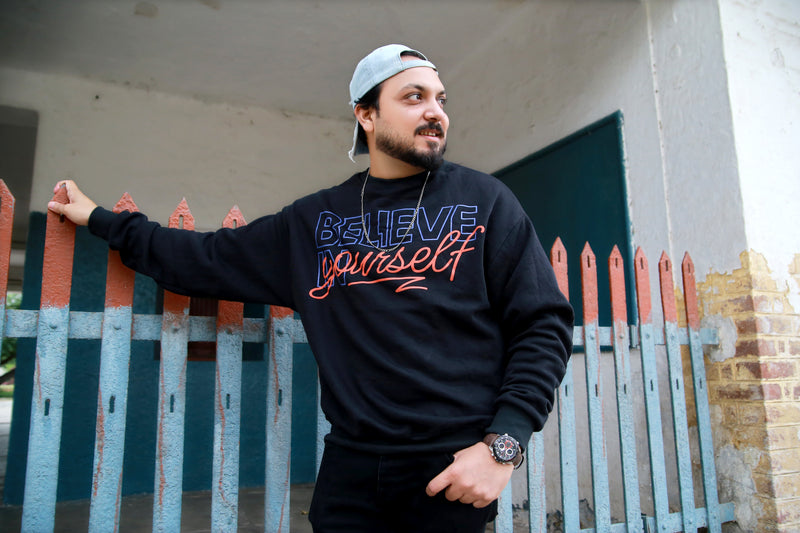 Believe Oversized Sweatshirt - Black